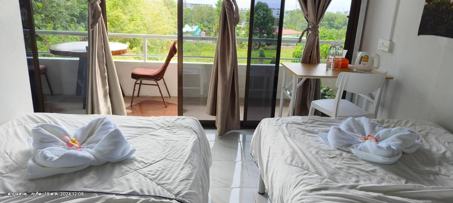 Batikseafood Airport & Room Ban Bo Sai Klang Exterior photo